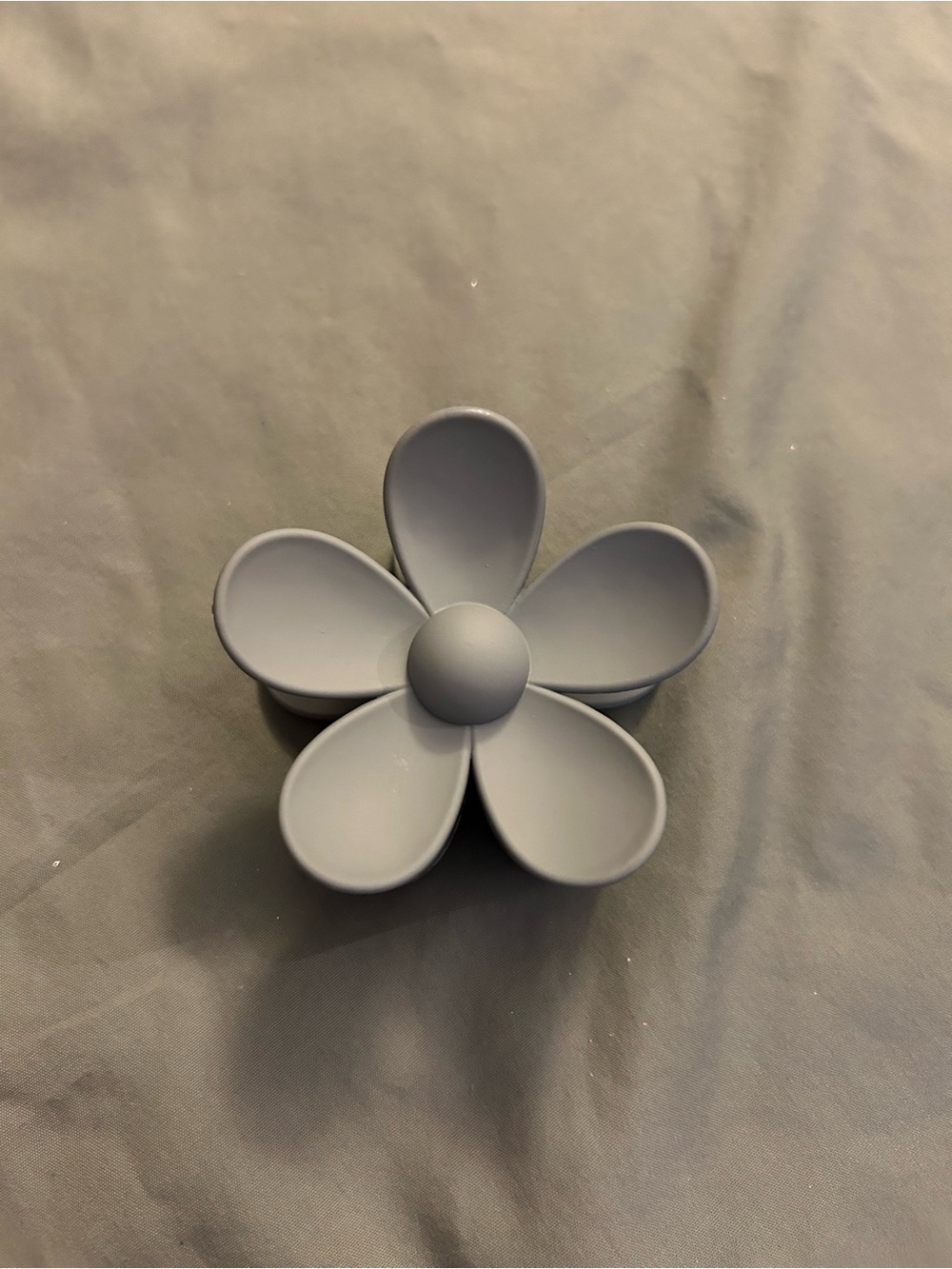 Gray Flower Silicone Hair Clip